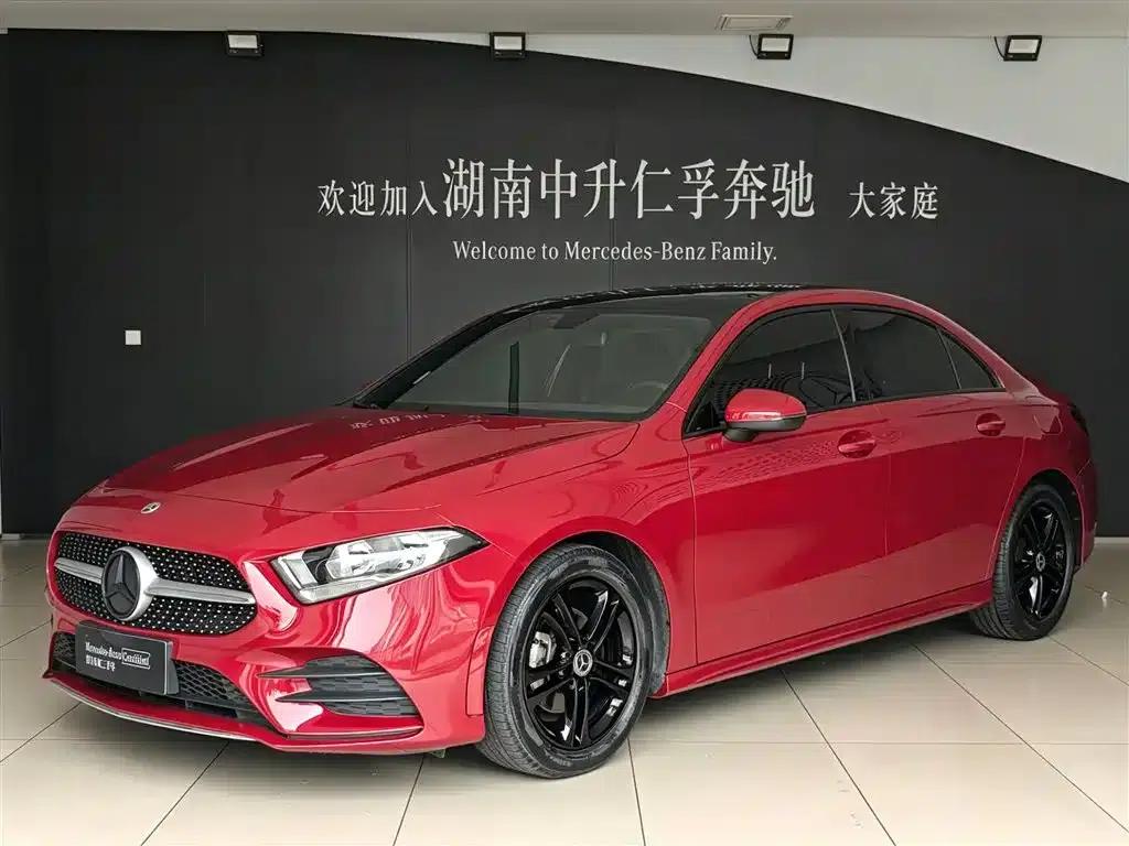 2022 Mercedes-Benz A-Class A 180 L Sport Sedan — миниатюра 1