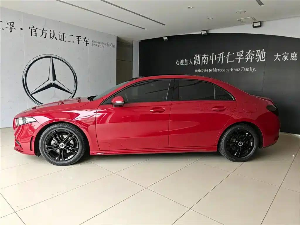 2022 Mercedes-Benz A-Class A 180 L Sport Sedan — миниатюра 14