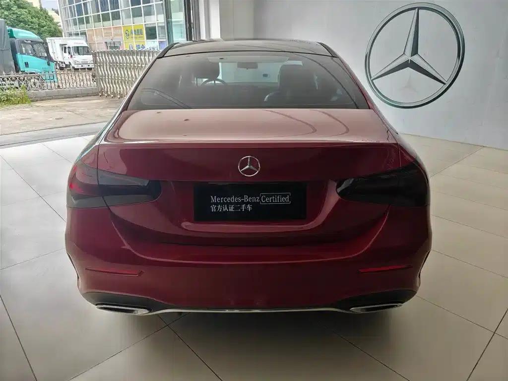 2022 Mercedes-Benz A-Class A 180 L Sport Sedan — миниатюра 7