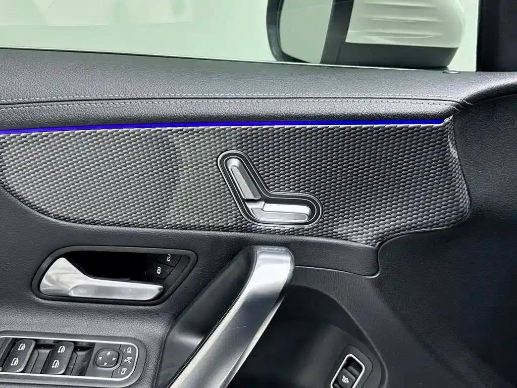 2019 Mercedes-Benz A-Class A 200 L Sport Sedan — миниатюра 16