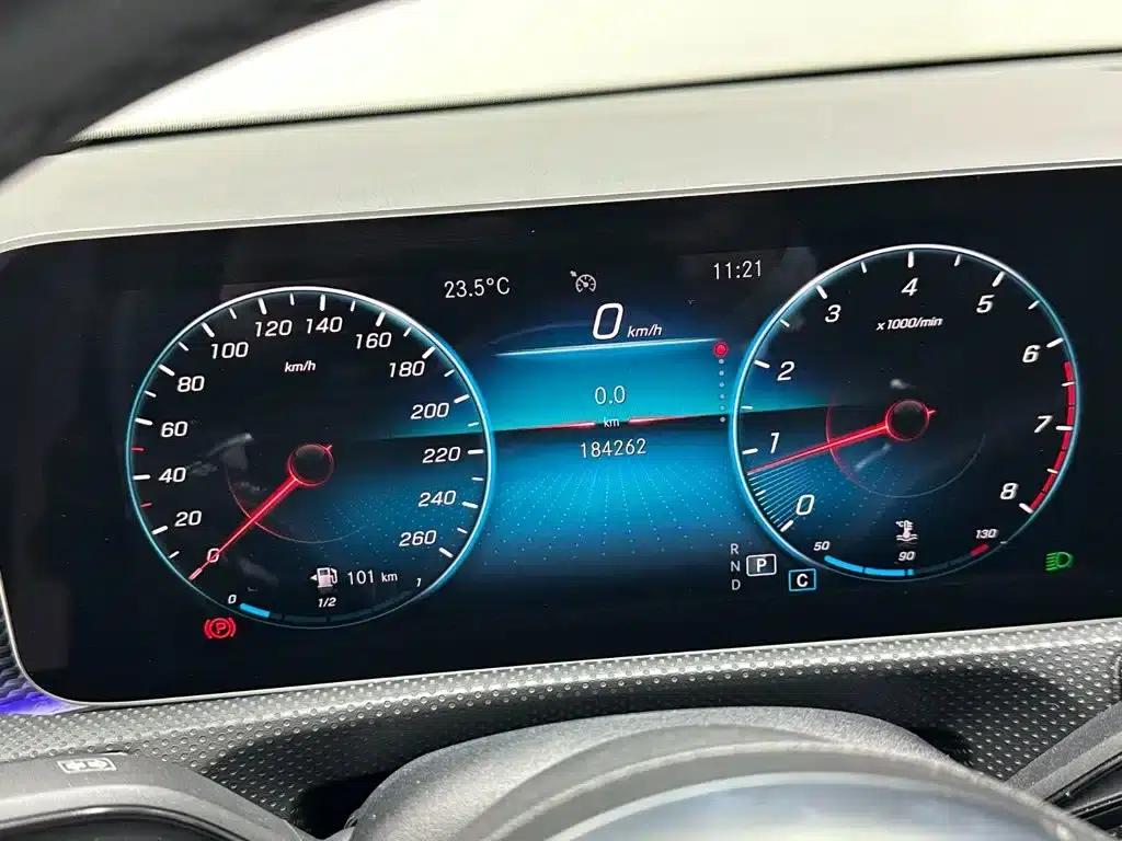 2019 Mercedes-Benz A-Class A 200 L Sport Sedan — миниатюра 17