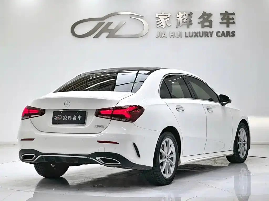 2019 Mercedes-Benz A-Class A 200 L Sport Sedan — миниатюра 7