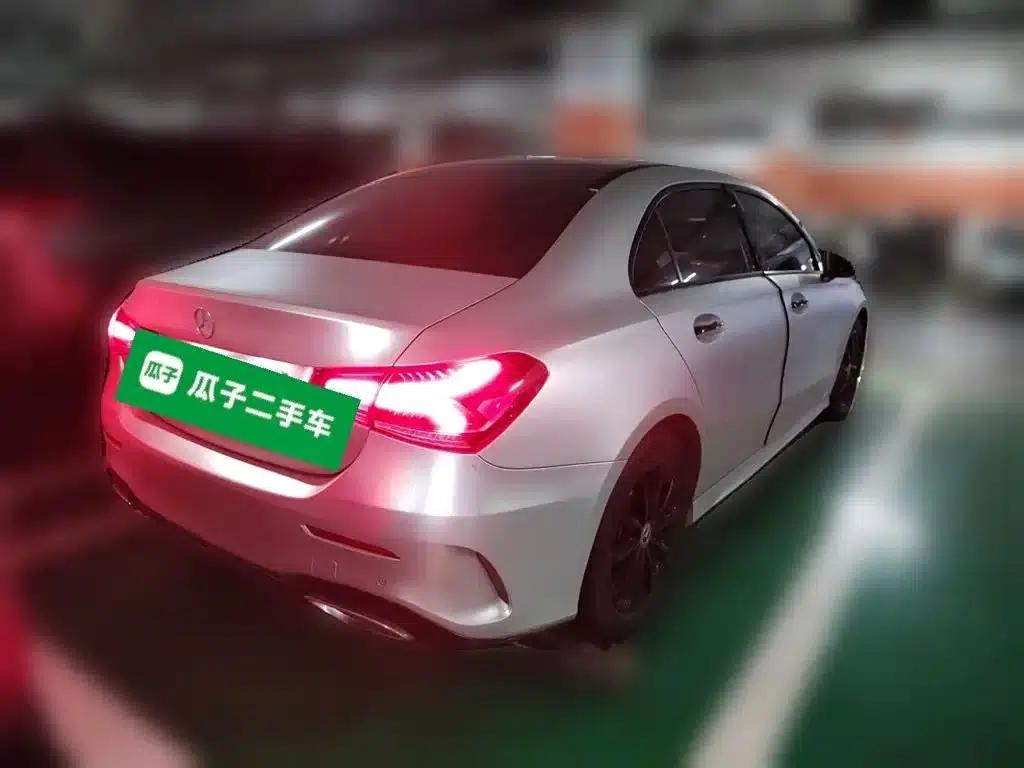 Mercedes-Benz A-Class 2020 Facelift A 200 L Sport Sedan Dynamic Edition — миниатюра 4