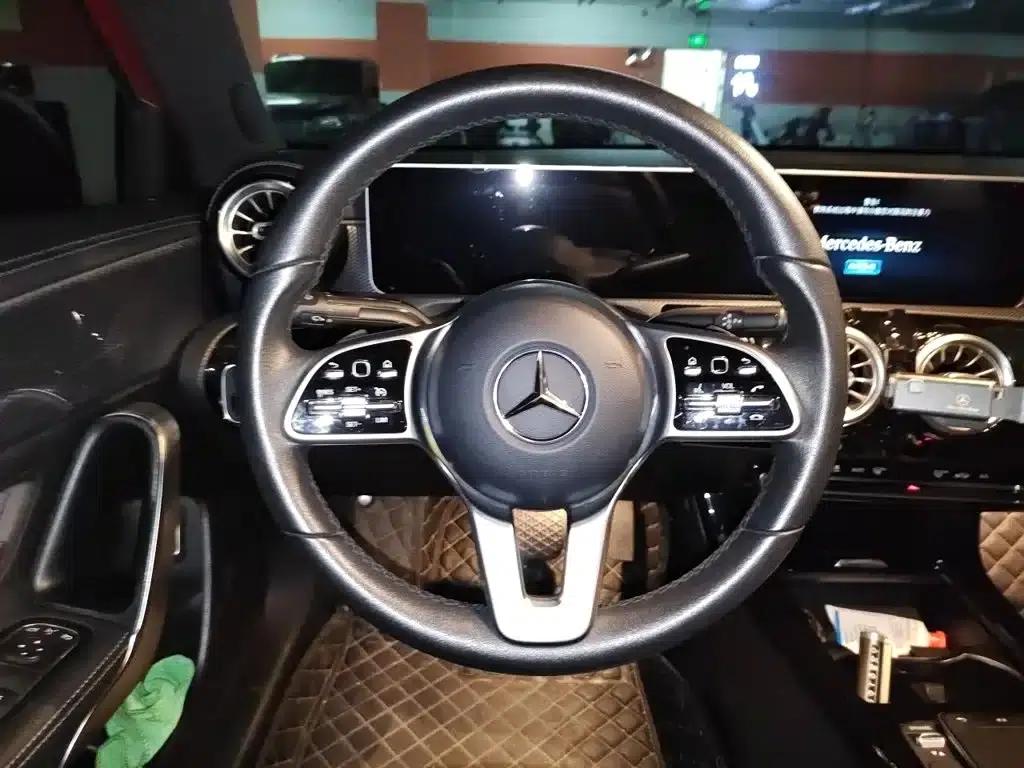 Mercedes-Benz A-Class 2020 Facelift A 200 L Sport Sedan Dynamic Edition — миниатюра 6