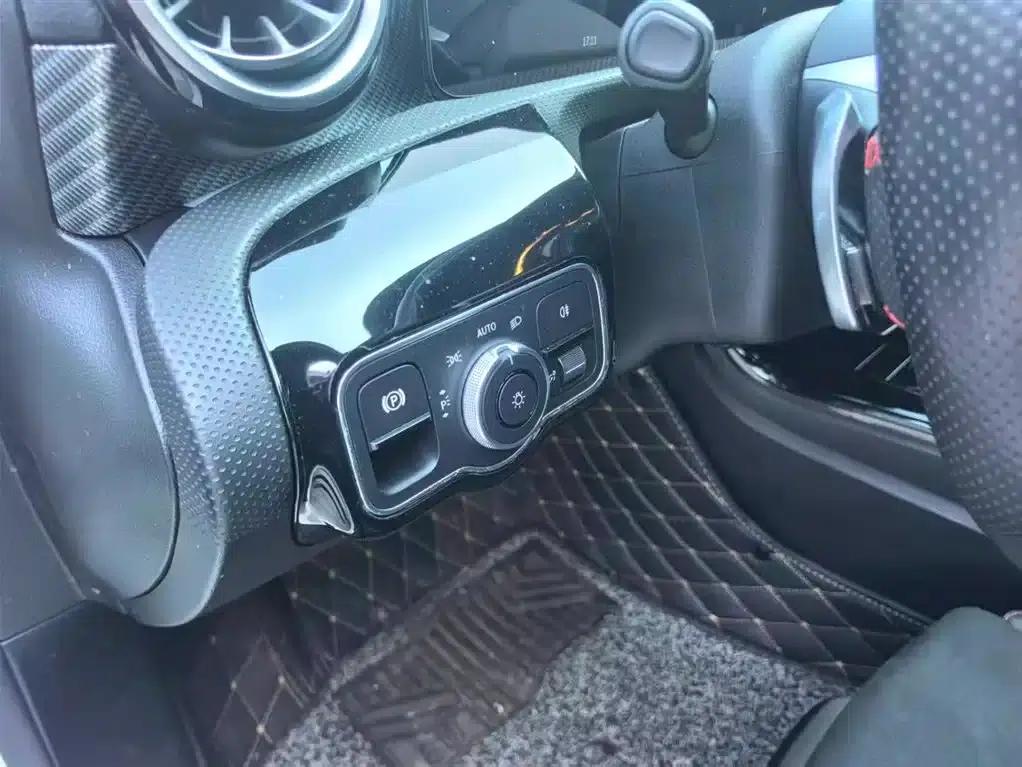 2023 Mercedes-Benz A-Class A 200 L Fashion Edition — миниатюра 15