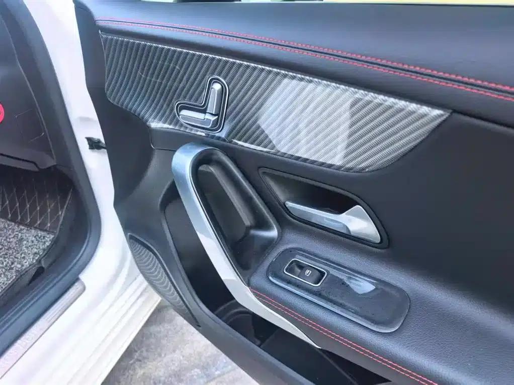 2023 Mercedes-Benz A-Class A 200 L Fashion Edition — миниатюра 17