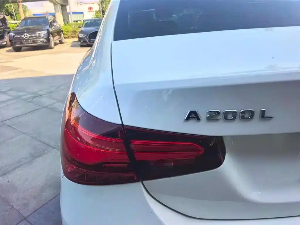2023 Mercedes-Benz A-Class A 200 L Fashion Edition — миниатюра 8