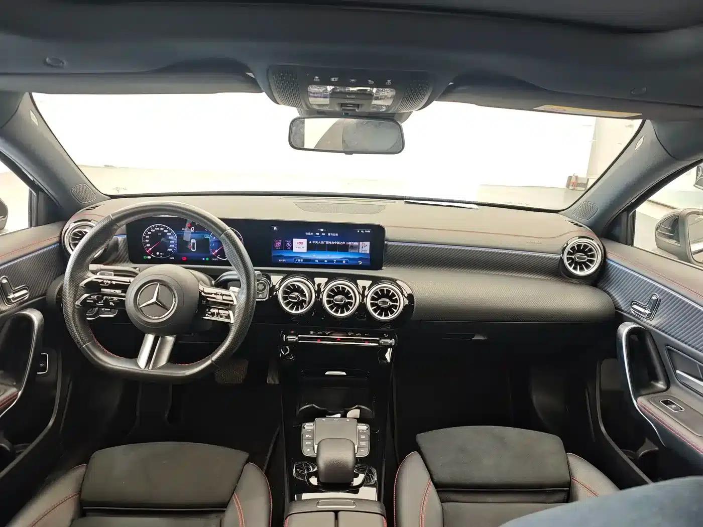 Mercedes-Benz A-Class 2024 A 200 L Fashion Edition — миниатюра 10