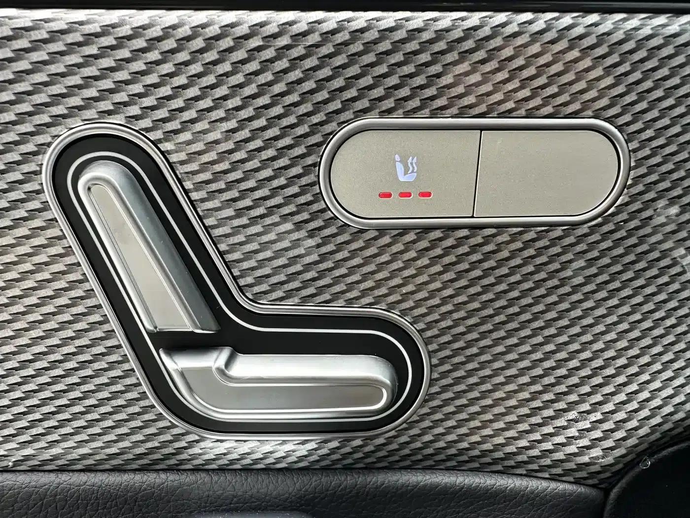 Mercedes-Benz A-Class 2022 Facelift A 180 L Sport Sedan — миниатюра 12