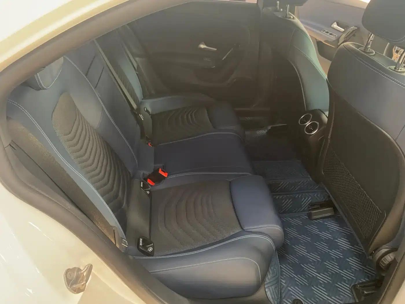 2022 Mercedes-Benz A-Class A 180 L — миниатюра 7