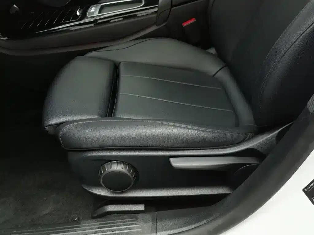 2023 Mercedes-Benz A-Class A 180 L — миниатюра 20