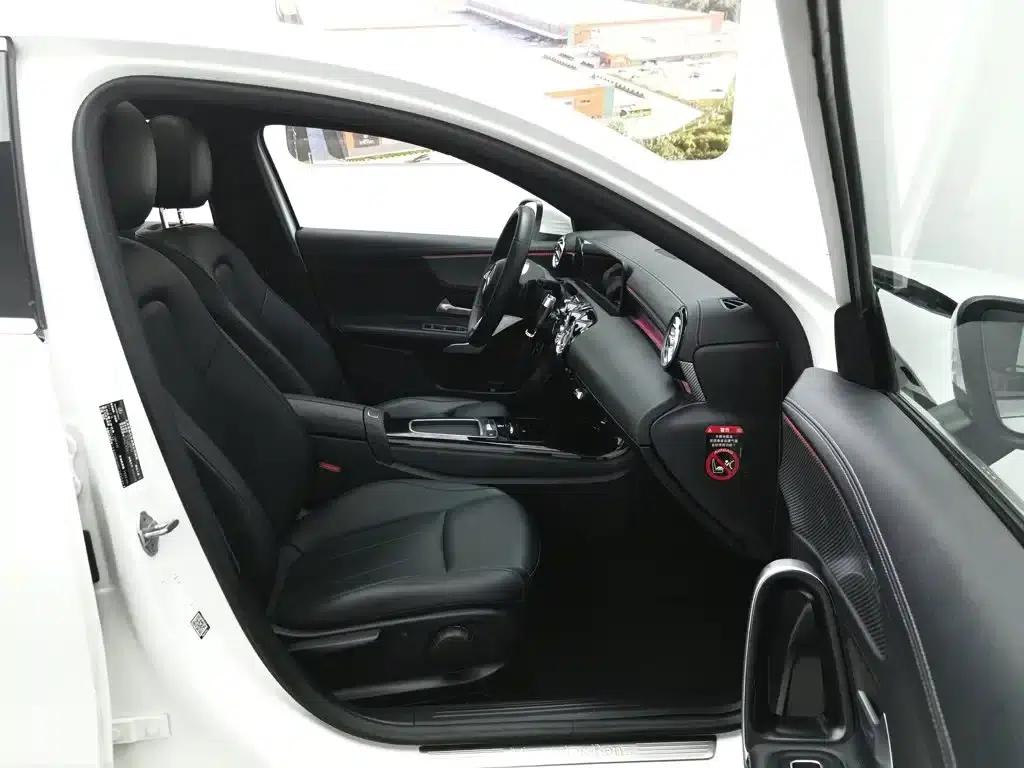 2023 Mercedes-Benz A-Class A 180 L — миниатюра 23
