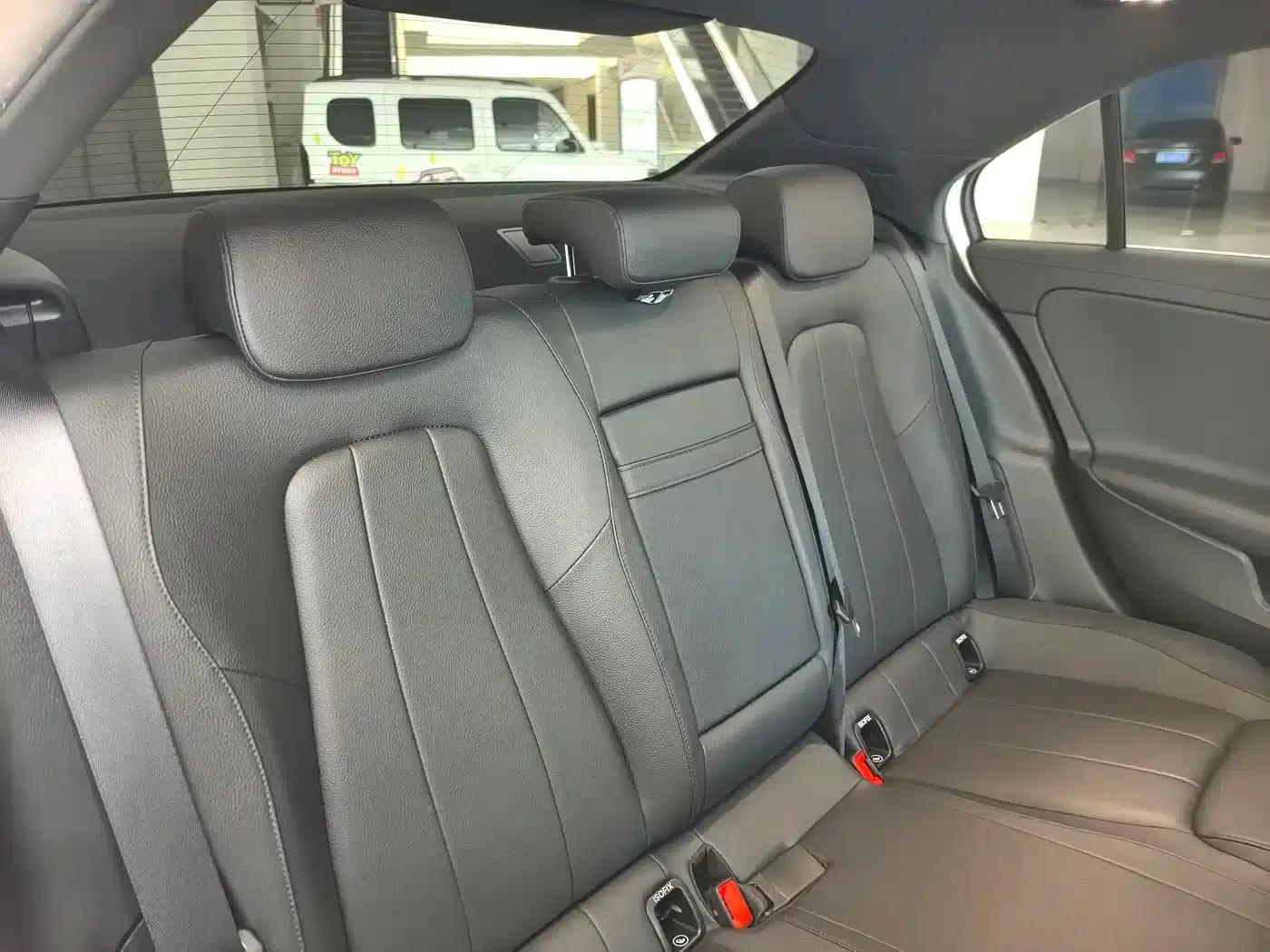 2023 Mercedes-Benz A-Class A 180 L — миниатюра 14