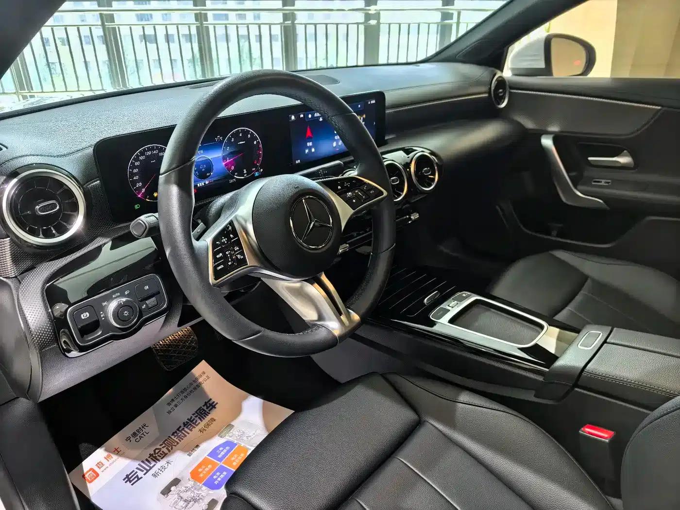 2023 Mercedes-Benz A-Class A 180 L — миниатюра 4