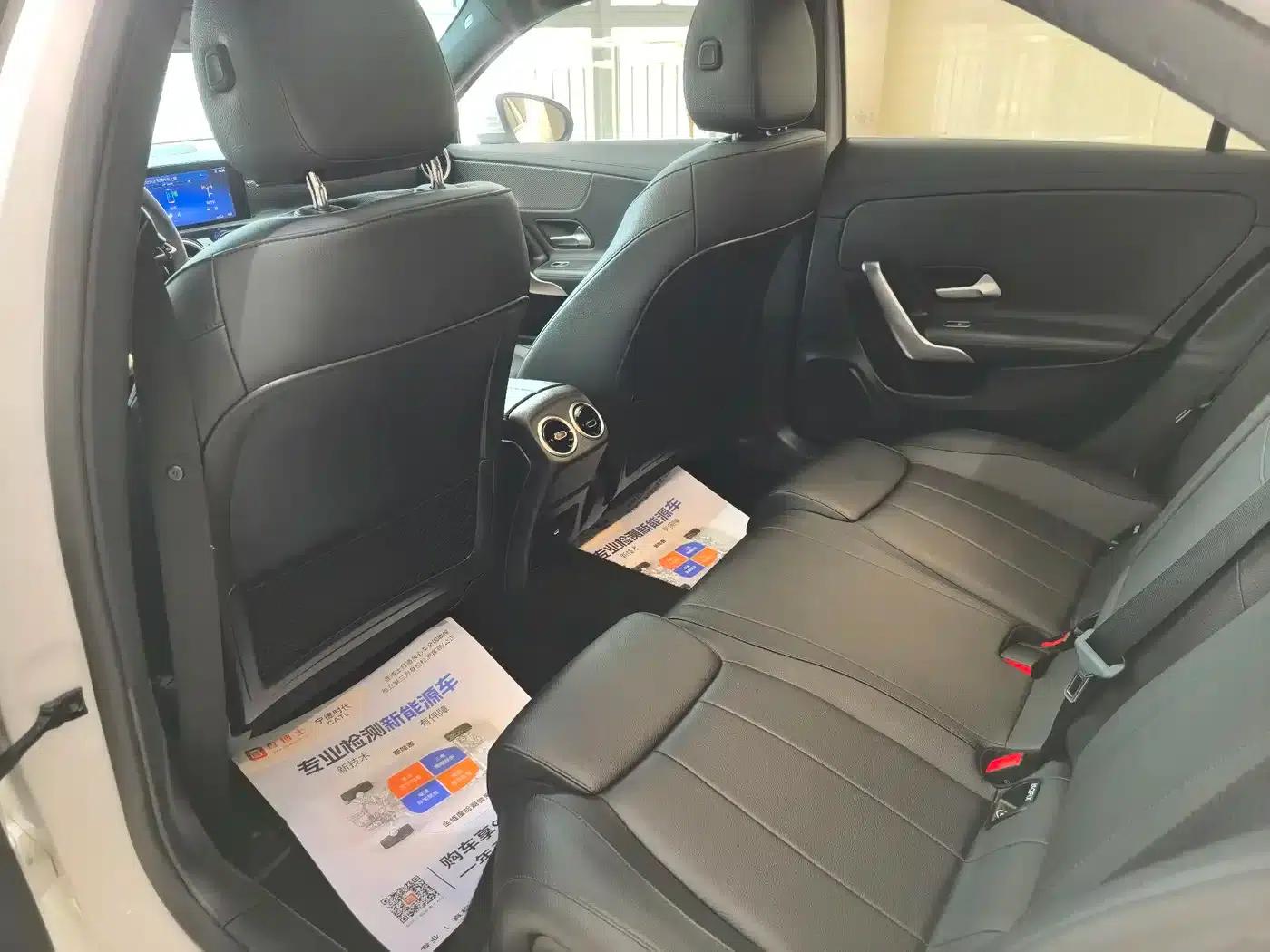 2023 Mercedes-Benz A-Class A 180 L — миниатюра 5