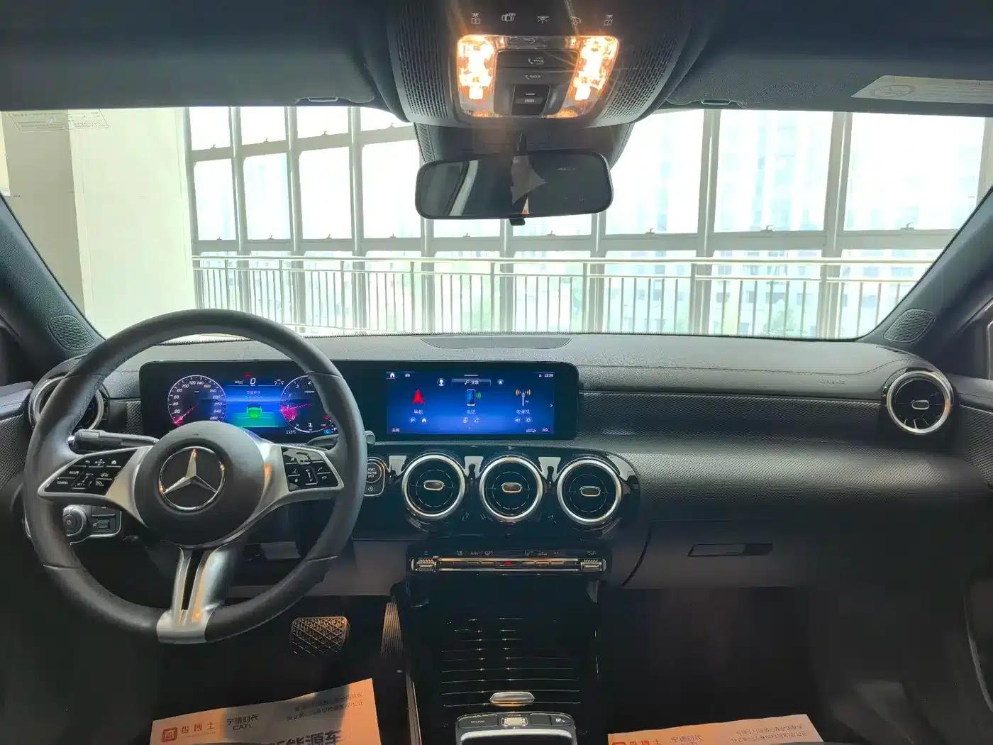 2023 Mercedes-Benz A-Class A 180 L — миниатюра 6