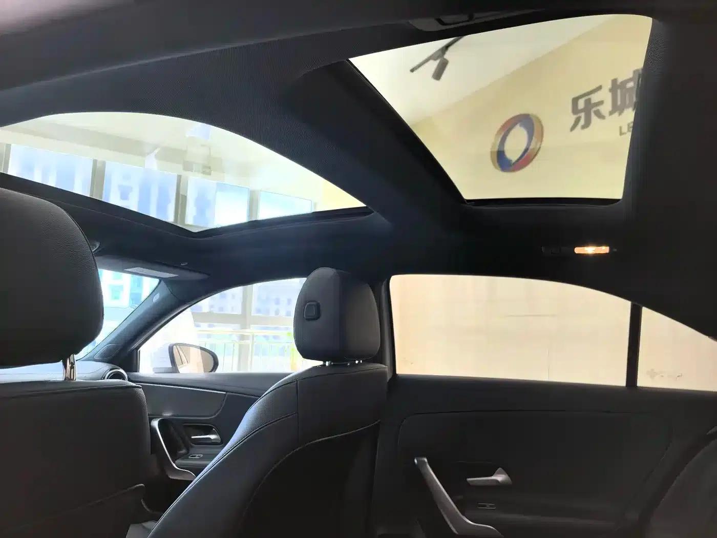 2023 Mercedes-Benz A-Class A 180 L — миниатюра 10