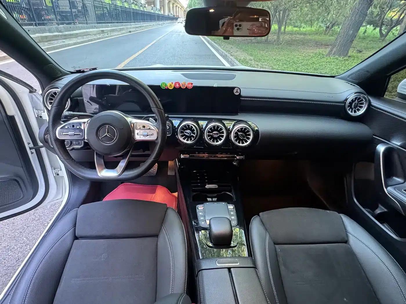 Mercedes-Benz A-Class 2022 A 200 L Sport Sedan Dynamic Edition — миниатюра 12
