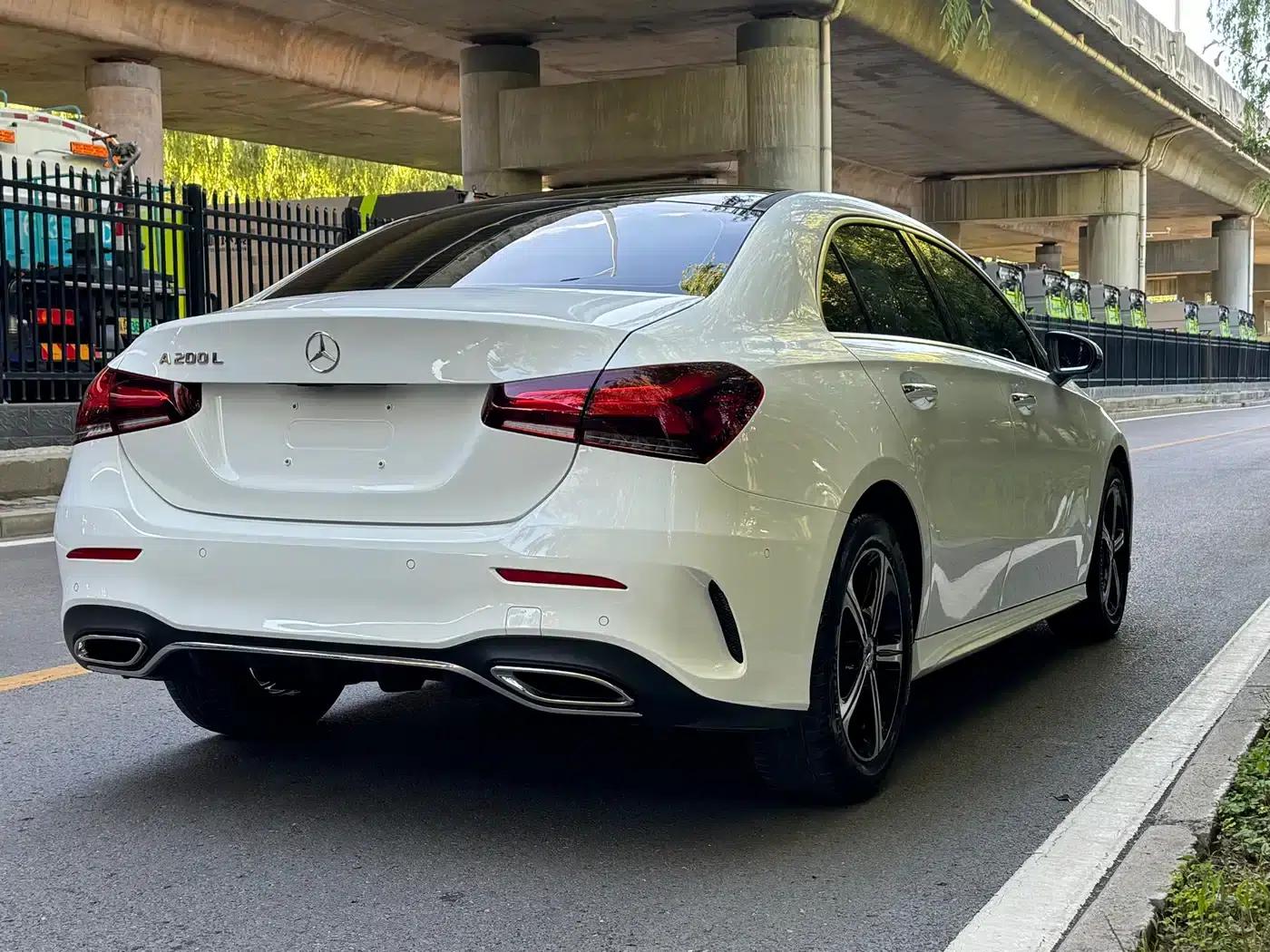 Mercedes-Benz A-Class 2022 A 200 L Sport Sedan Dynamic Edition — миниатюра 16