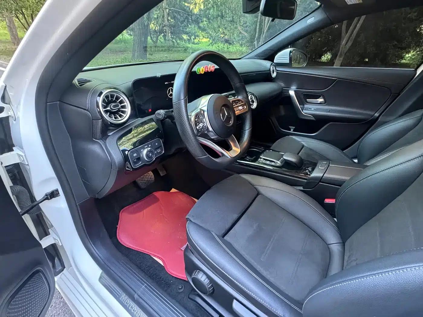 Mercedes-Benz A-Class 2022 A 200 L Sport Sedan Dynamic Edition — миниатюра 6