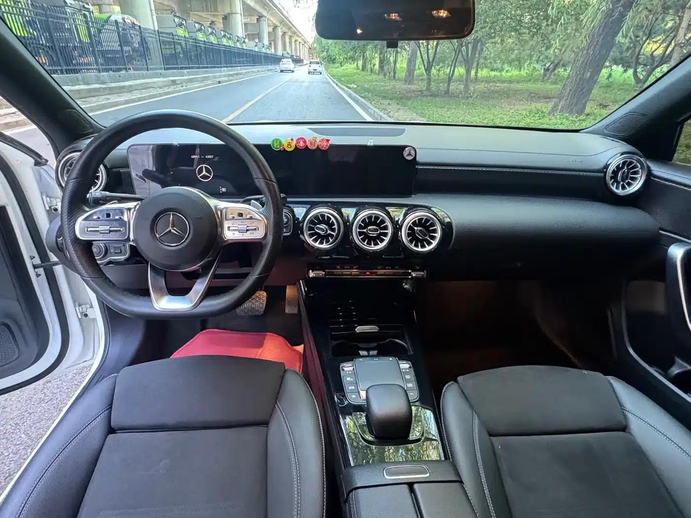 Mercedes-Benz A-Class 2022 A 200 L Sport Sedan Dynamic Edition — миниатюра 8