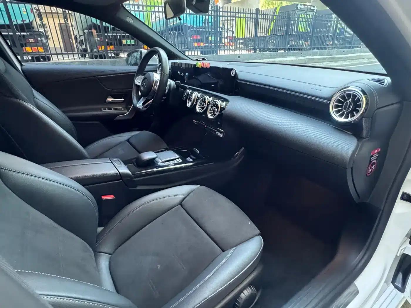 Mercedes-Benz A-Class 2022 A 200 L Sport Sedan Dynamic Edition — миниатюра 10