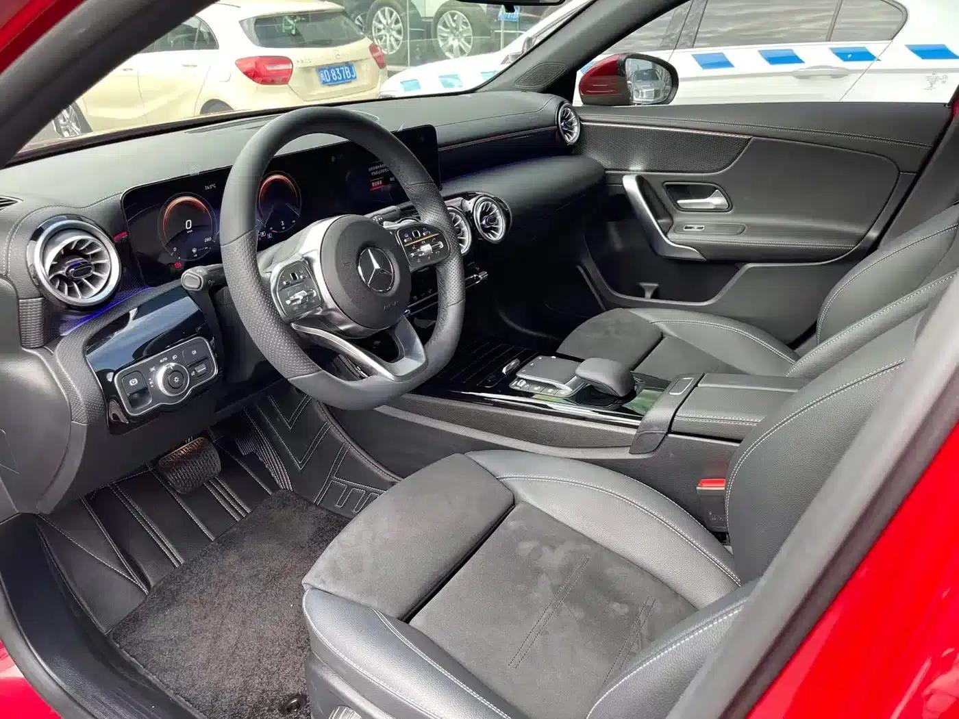 2023 Mercedes-Benz A-Class A 200 L Fashion Edition — миниатюра 7