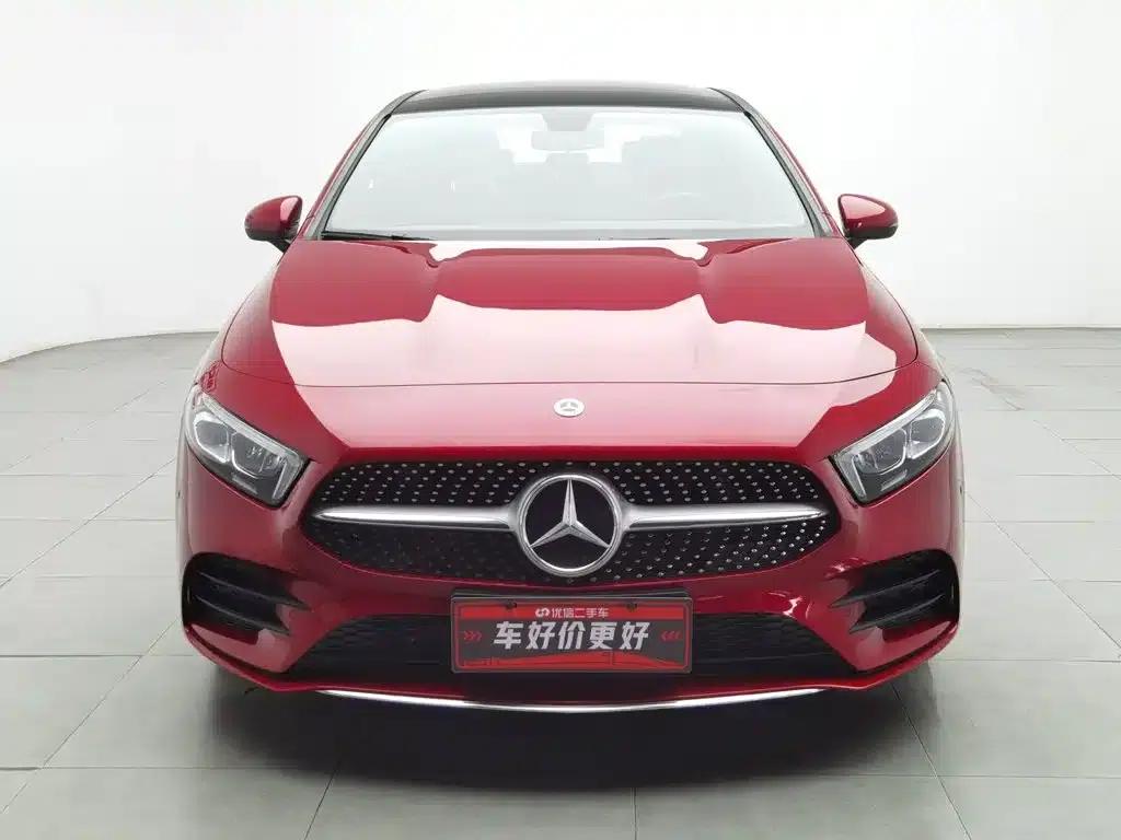 Mercedes-Benz A-Class 2019 Facelift A 200 L Sport Sedan — миниатюра 3