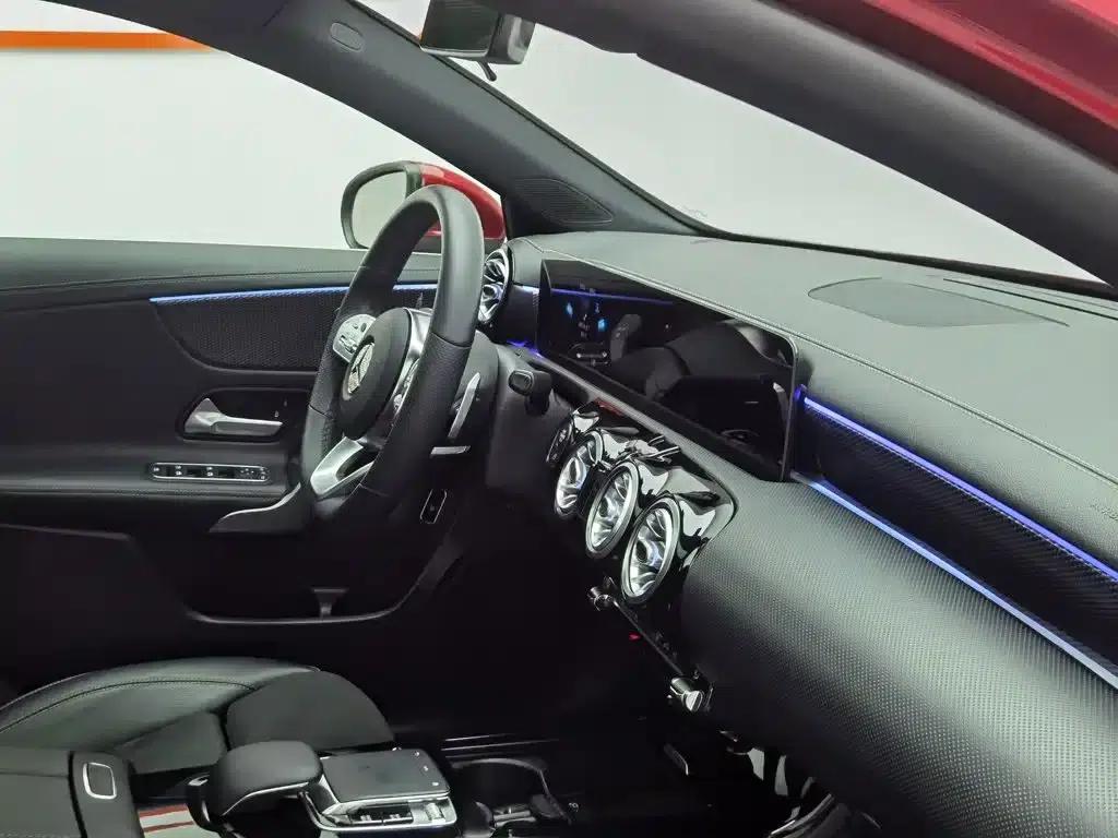 Mercedes-Benz A-Class 2019 Facelift A 200 L Sport Sedan — миниатюра 22