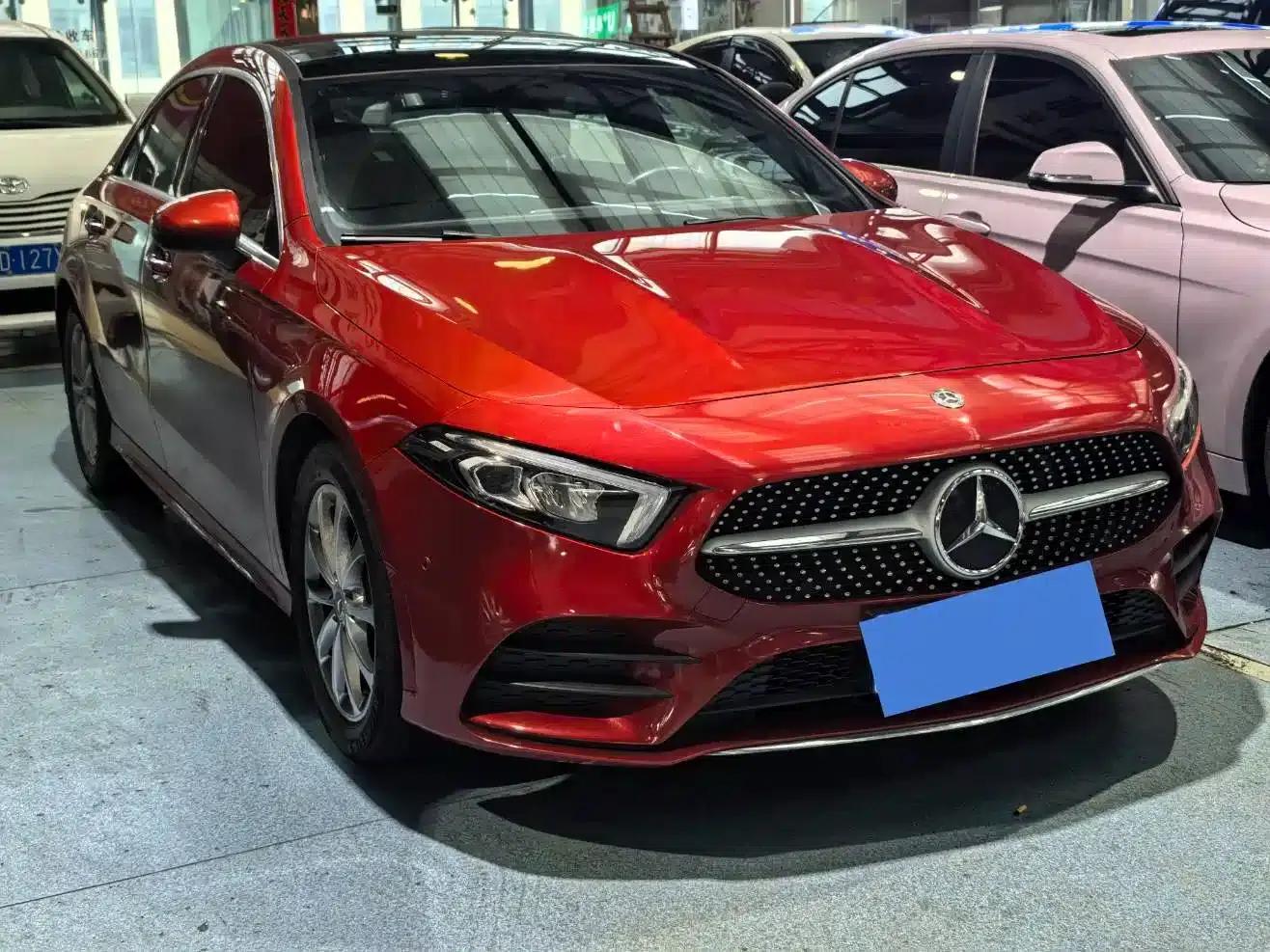 Mercedes-Benz A-Class 2020 A 200 L Sport Sedan — миниатюра 2