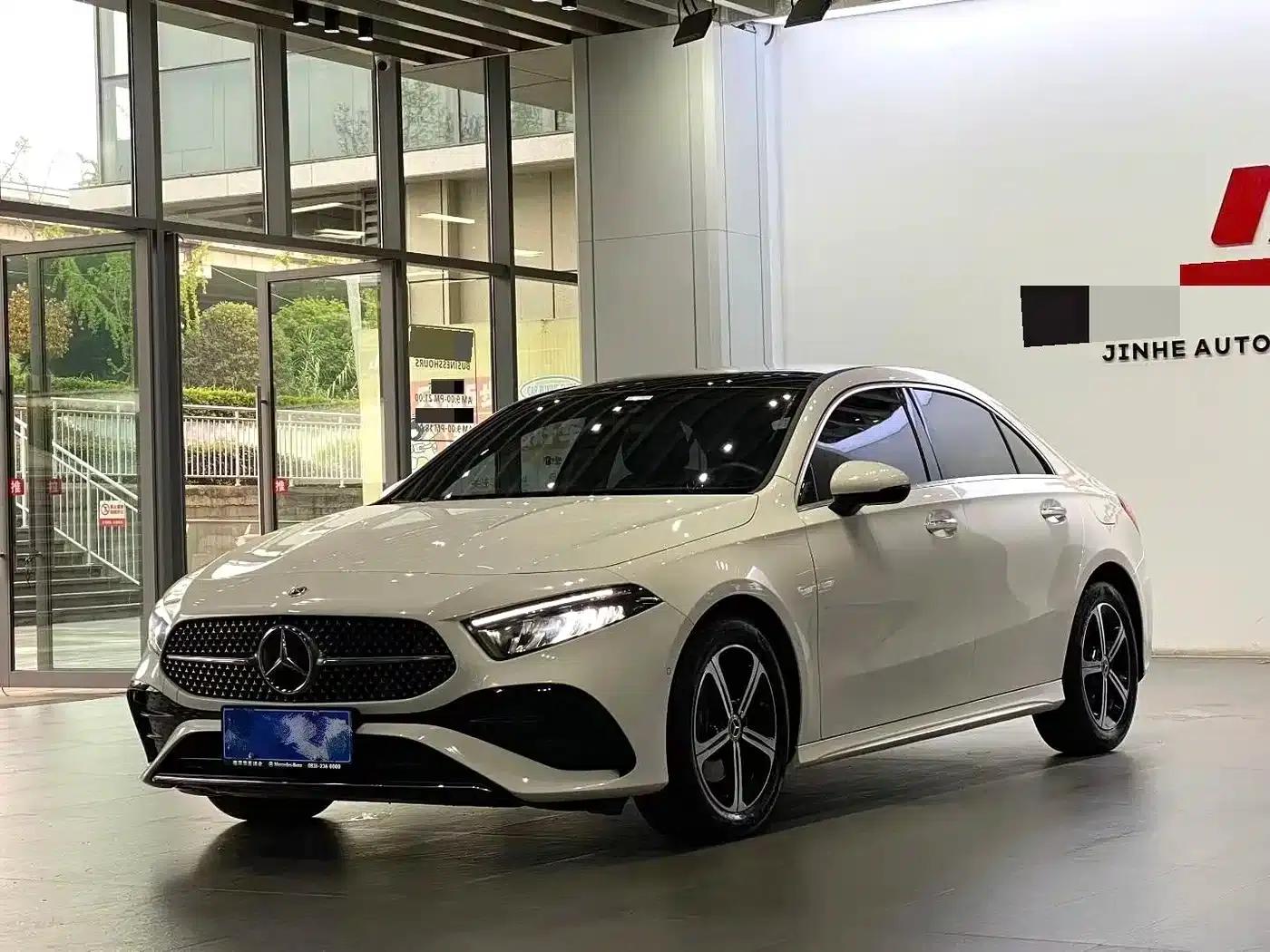 Mercedes-Benz A-Class 2024 A 200 L Fashion Edition — миниатюра 1