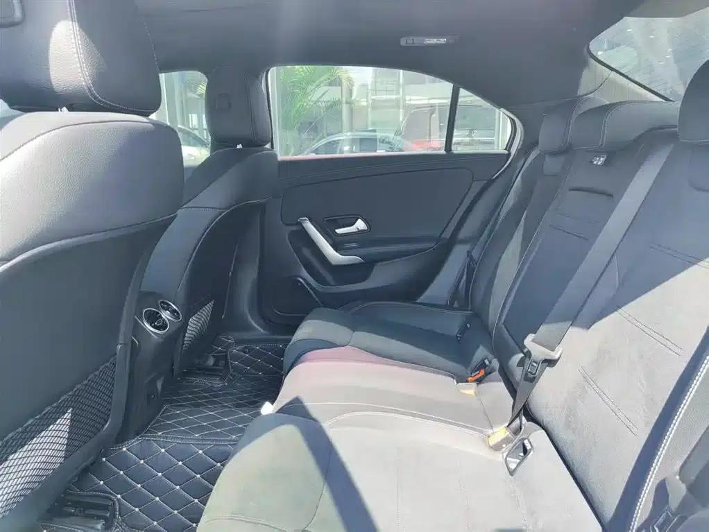 2023 Mercedes-Benz A-Class A 200 L Fashion Edition — миниатюра 14