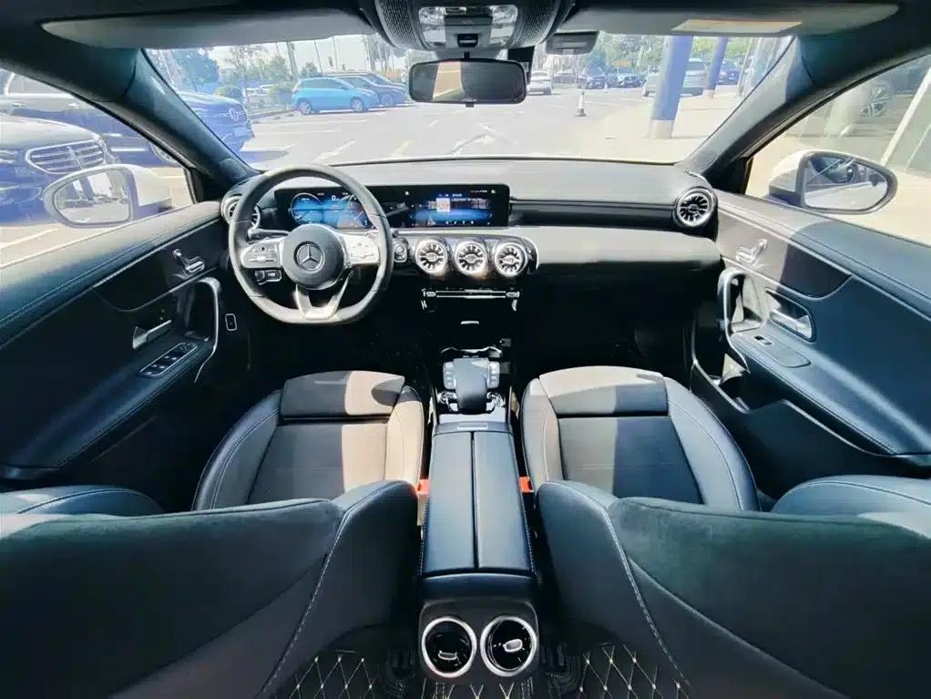 2023 Mercedes-Benz A-Class A 200 L Fashion Edition — миниатюра 17