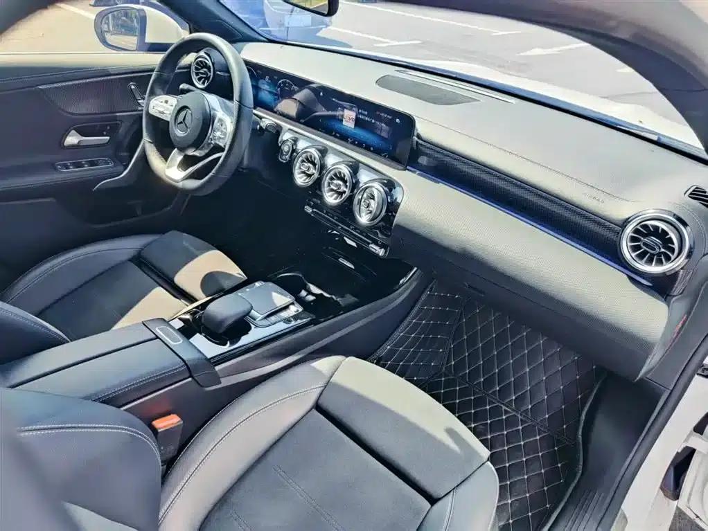 2023 Mercedes-Benz A-Class A 200 L Fashion Edition — миниатюра 19