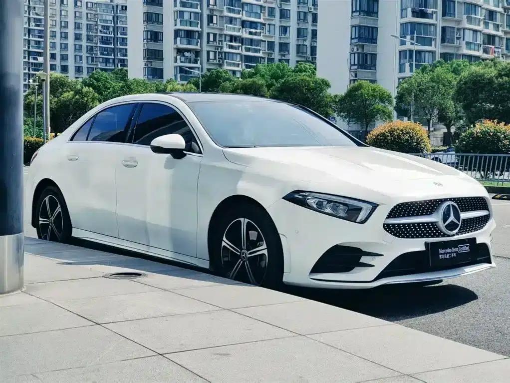 2023 Mercedes-Benz A-Class A 200 L Fashion Edition — миниатюра 8