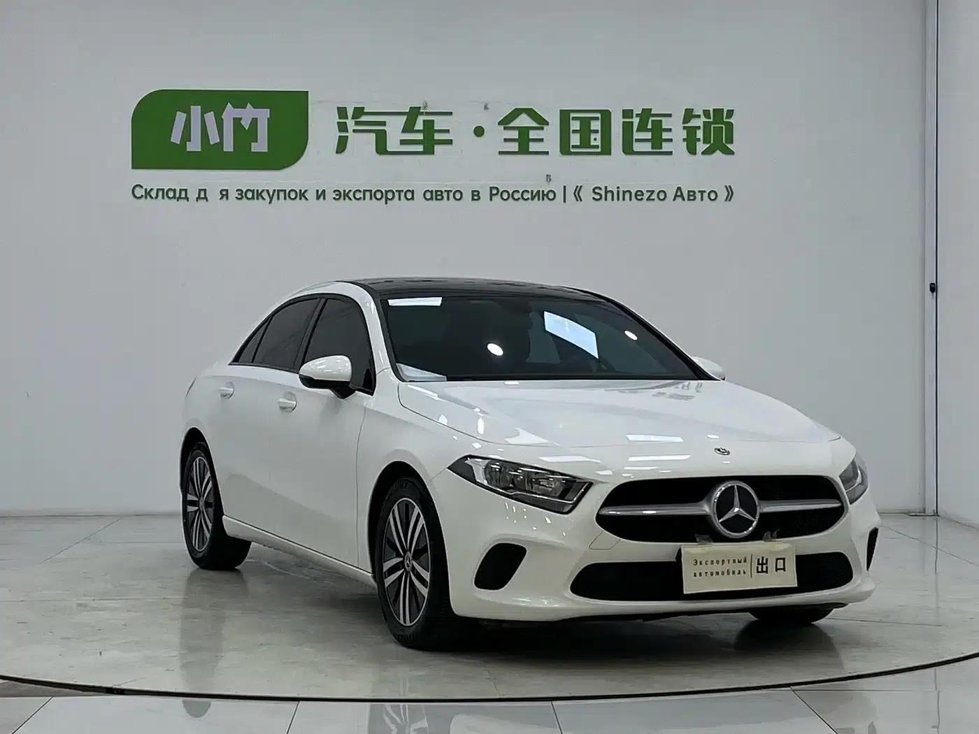 2022 Mercedes-Benz A-Class A 180 L Sport Sedan — миниатюра 3