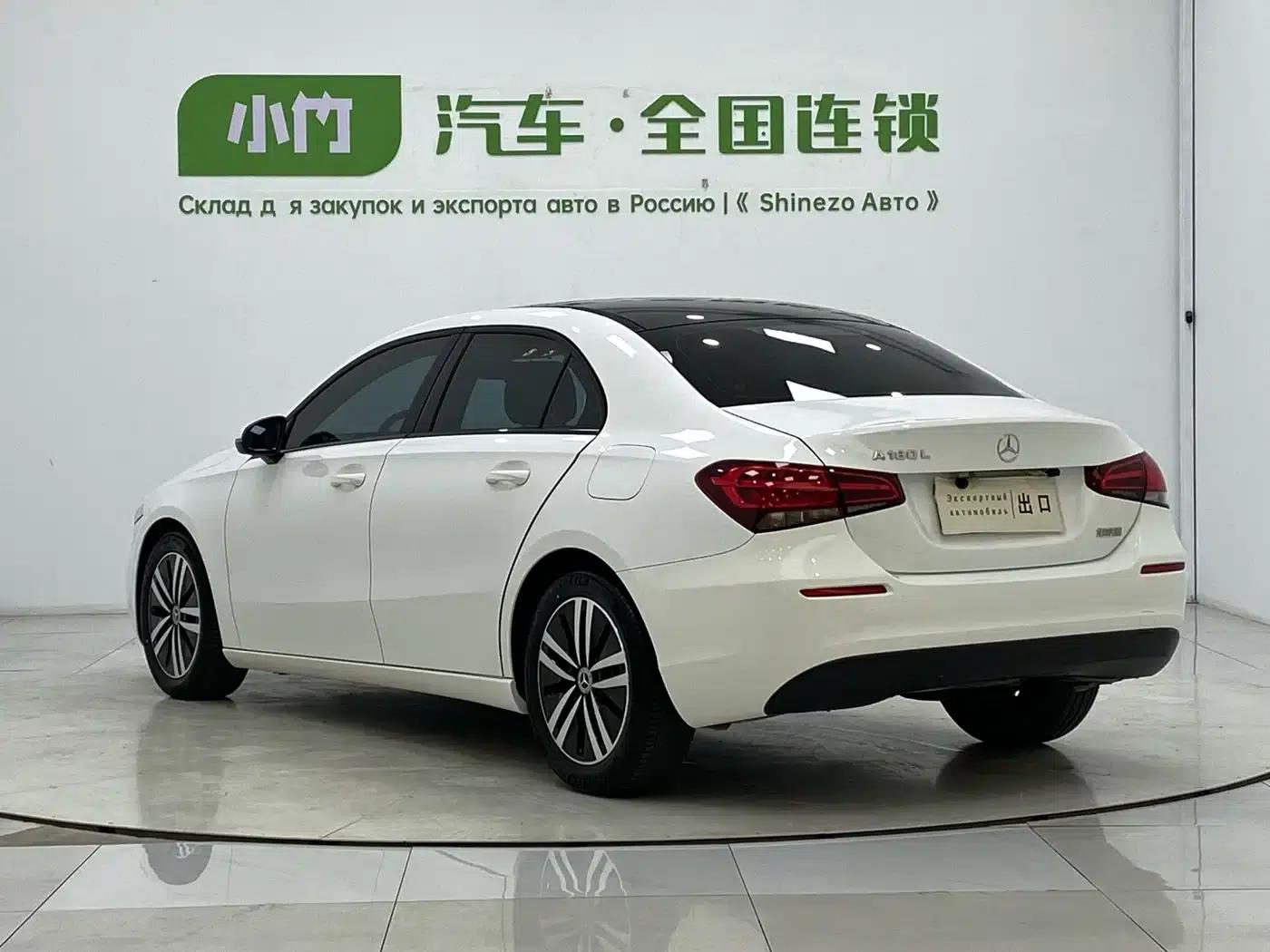2022 Mercedes-Benz A-Class A 180 L Sport Sedan — миниатюра 4