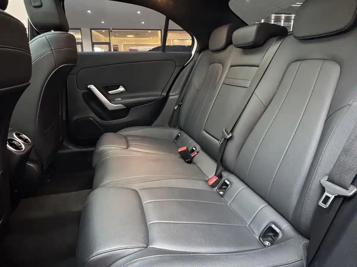 2021 Mercedes-Benz A-Class A 200 L Sport Sedan Dynamic — миниатюра 14