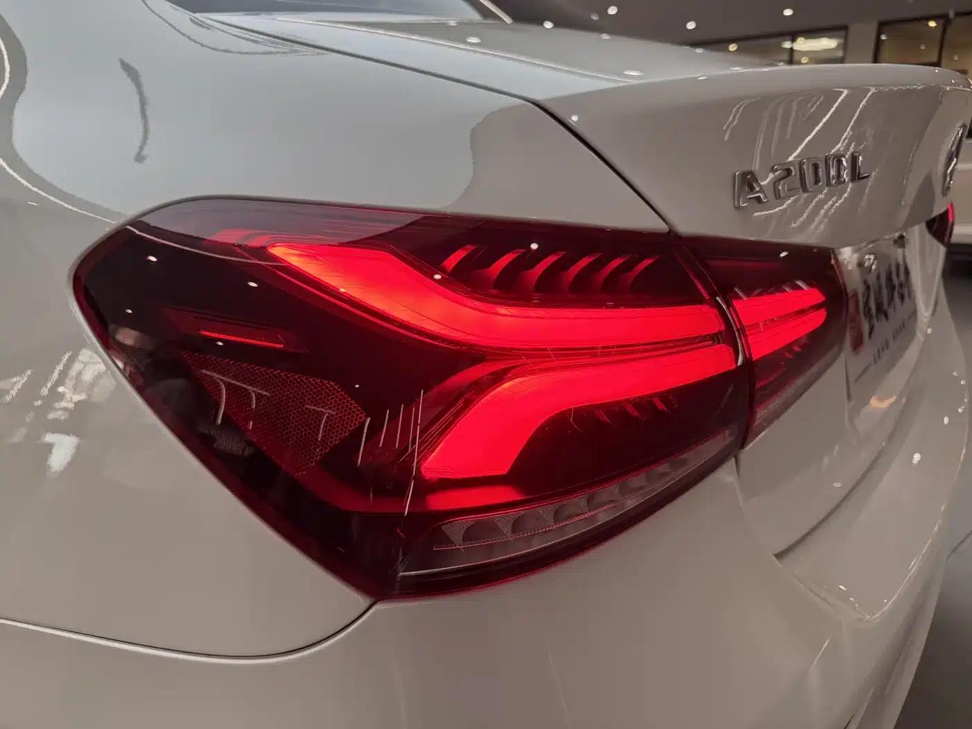 2021 Mercedes-Benz A-Class A 200 L Sport Sedan Dynamic — миниатюра 30