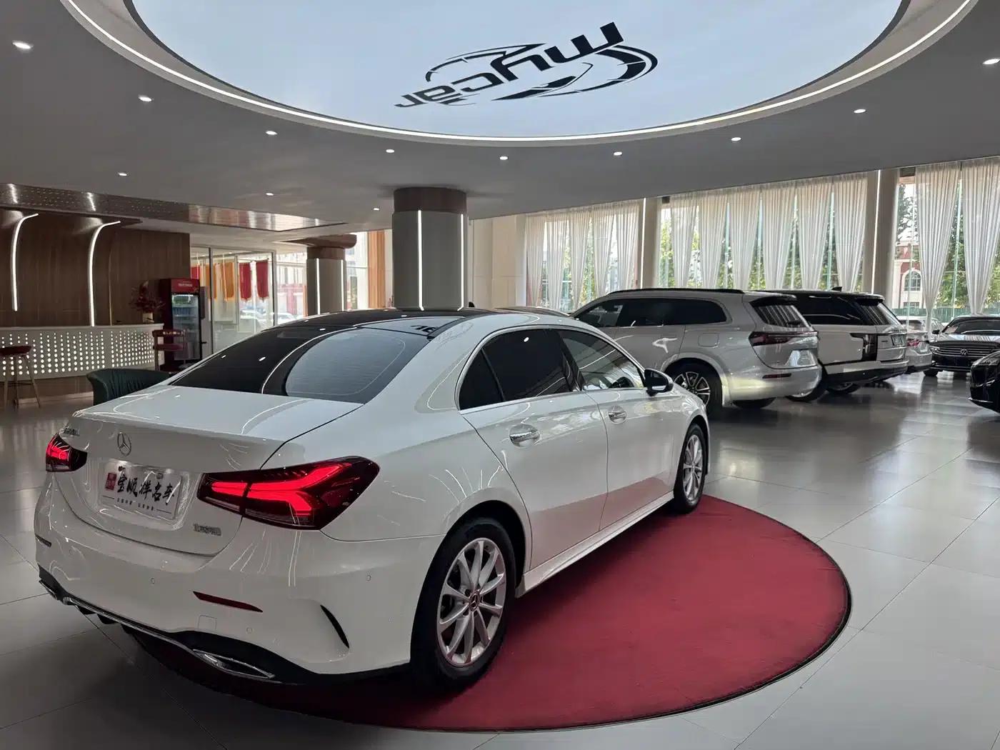 2021 Mercedes-Benz A-Class A 200 L Sport Sedan Dynamic — миниатюра 5