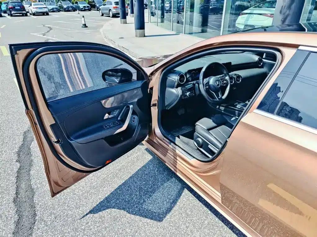 Mercedes-Benz A-Class 2020 Facelift A 200 L Sport Sedan Dynamic Edition — миниатюра 13