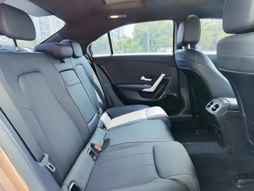 Mercedes-Benz A-Class 2020 Facelift A 200 L Sport Sedan Dynamic Edition — миниатюра 16