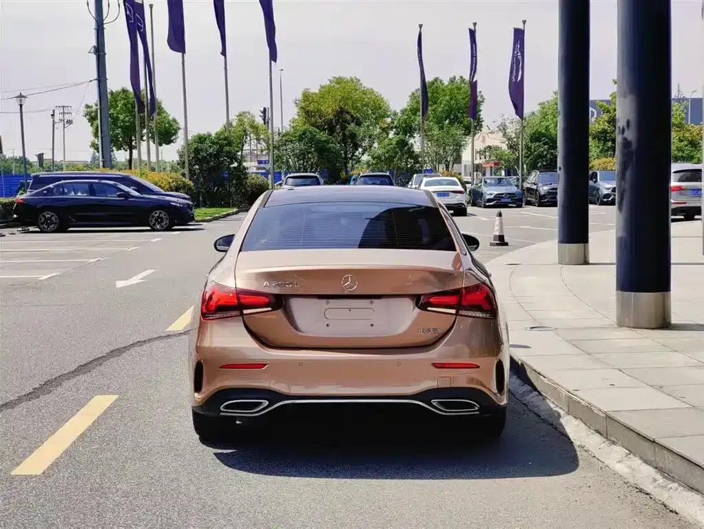 Mercedes-Benz A-Class 2020 Facelift A 200 L Sport Sedan Dynamic Edition — миниатюра 4
