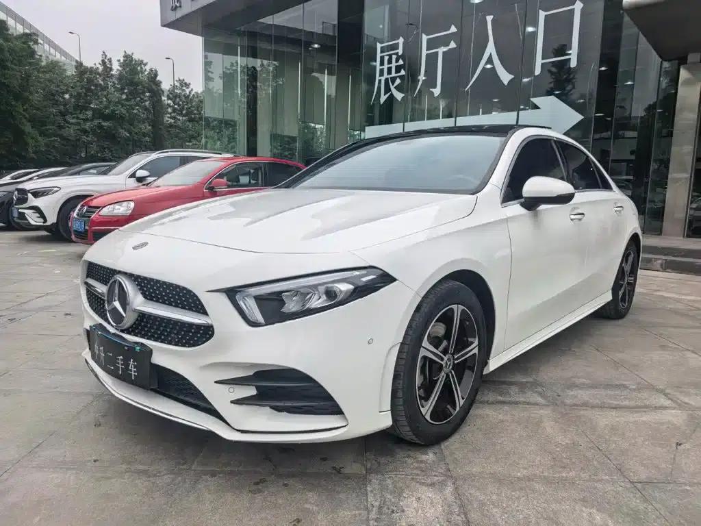Mercedes-Benz A-Class 2022 Facelift A 200 L Sport Sedan Fashion Model — миниатюра 1