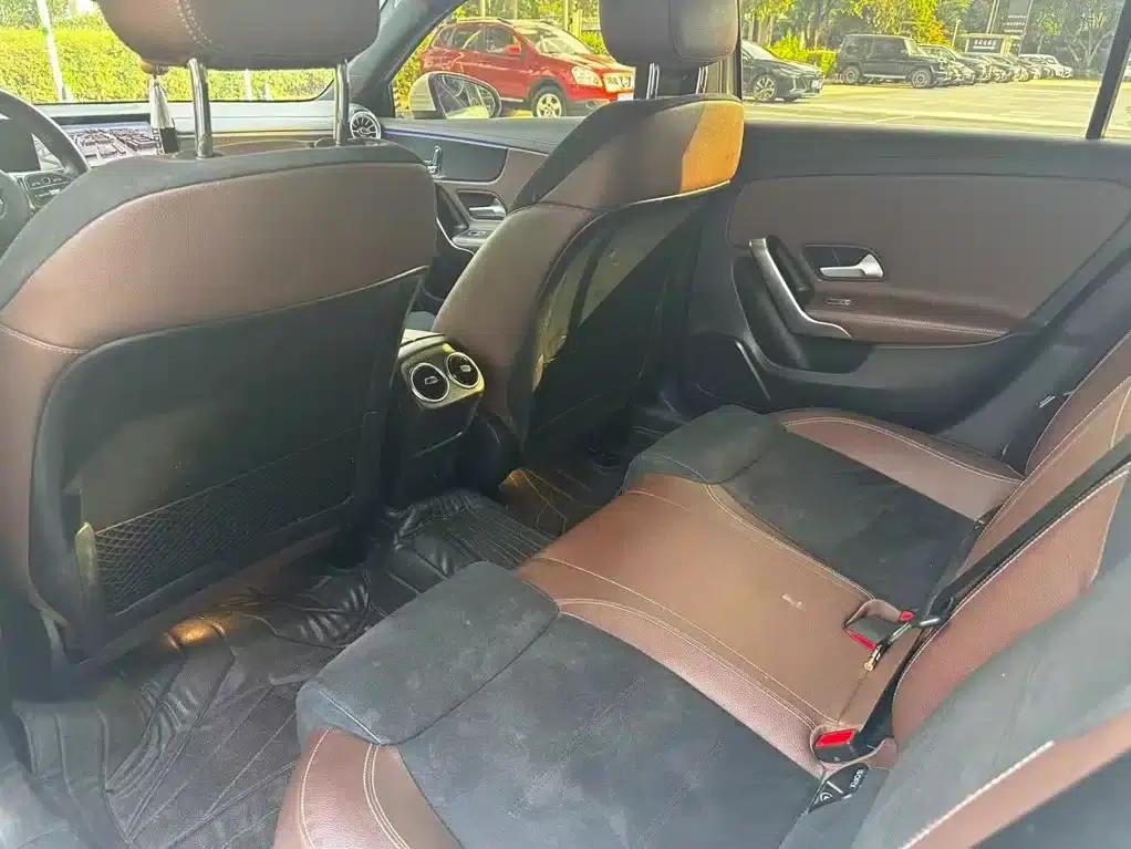 Mercedes-Benz A-Class 2022 Facelift A 200 L Sport Sedan Fashion Model — миниатюра 15