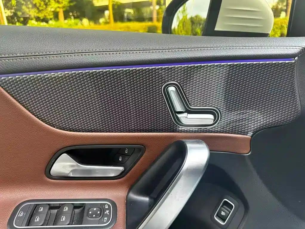 Mercedes-Benz A-Class 2022 Facelift A 200 L Sport Sedan Fashion Model — миниатюра 16