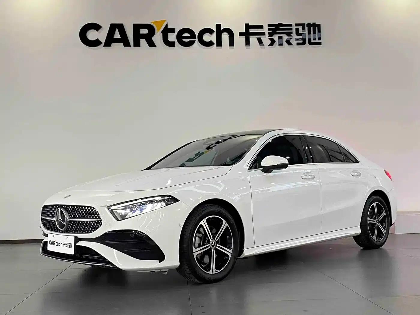 2023 Mercedes-Benz A-Class A 200 L Fashion Edition — миниатюра 1