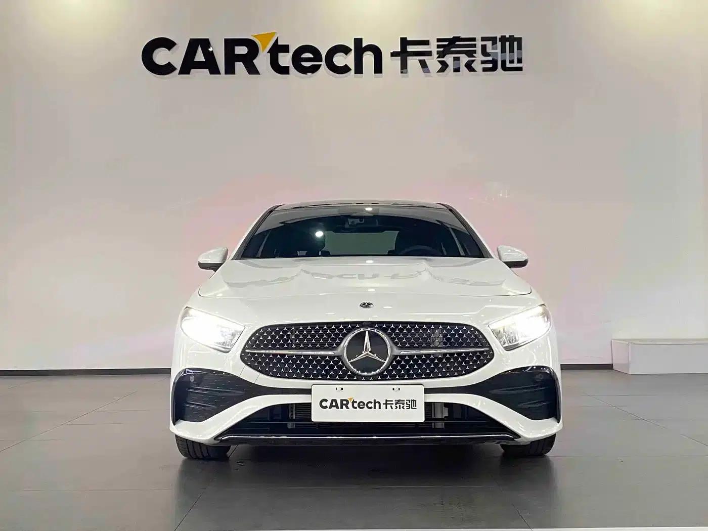 2023 Mercedes-Benz A-Class A 200 L Fashion Edition — миниатюра 2