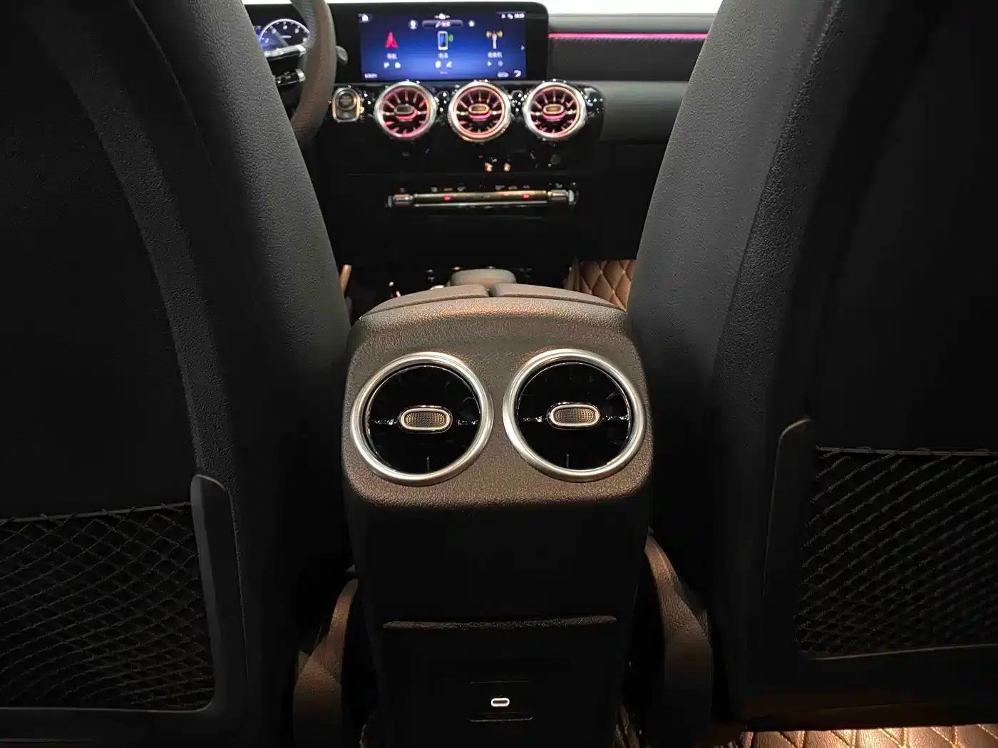 2023 Mercedes-Benz A-Class A 200 L Fashion Edition — миниатюра 13