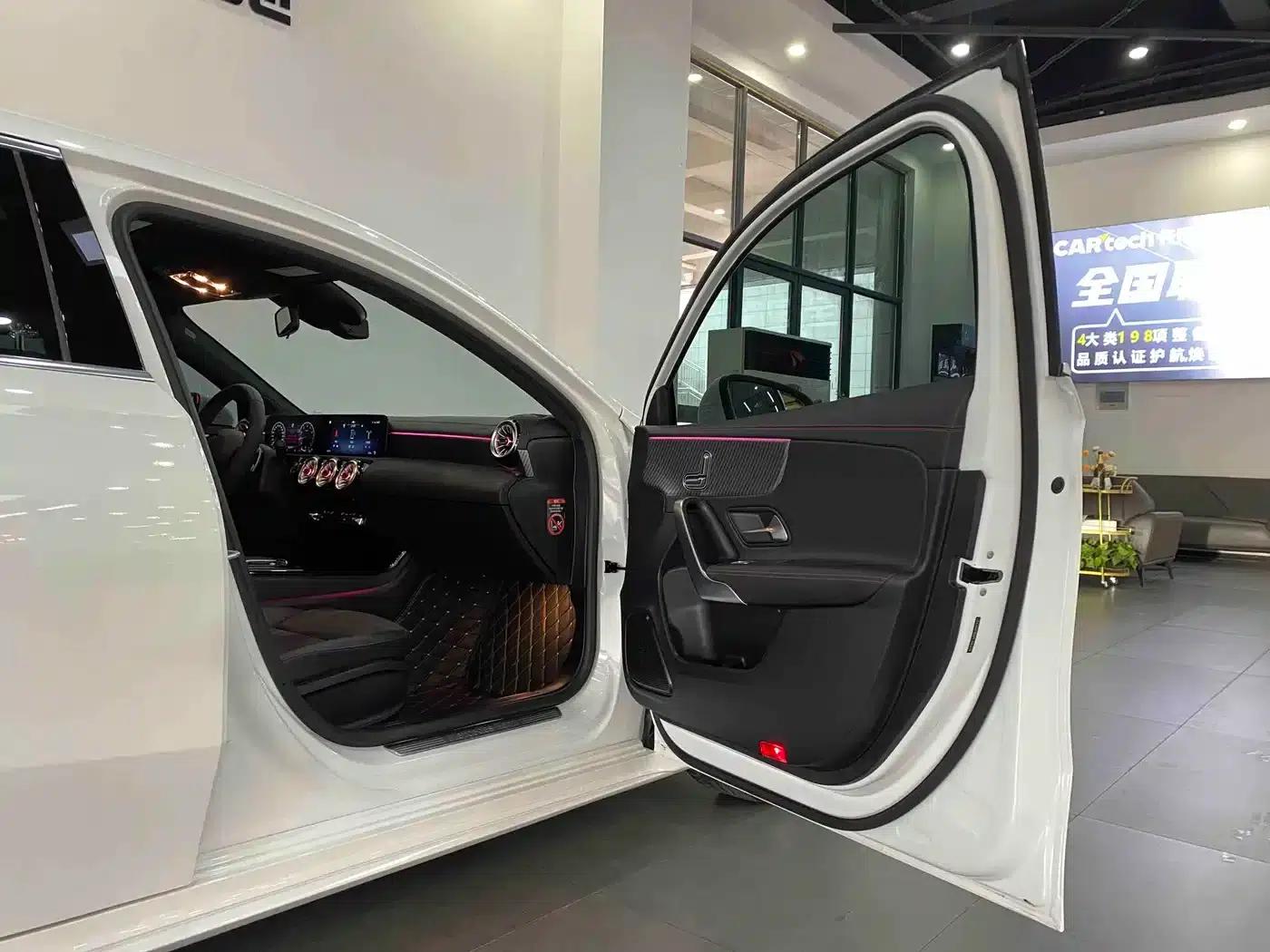 2023 Mercedes-Benz A-Class A 200 L Fashion Edition — миниатюра 5